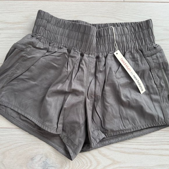 Heidi Klum for New Balance Track Sport Run Shorts Taupe ( M ) - Picture 1 of 3